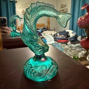 Fenton jumping fish in Teal Carnival
